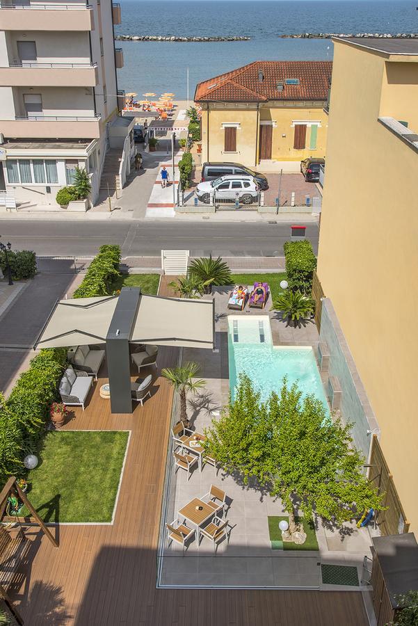 Hotel Olimpia Bellaria-Igea Marina Exterior foto
